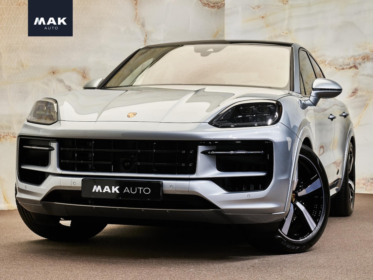 Porsche Cayenne Coupé - 3.0 E-Hybrid 3.0 E-Hybrid, Burmester, Exclusive Manufaktur, SportDesign, 4W-best, luchtv., memory, bijr - AutoWereld.nl