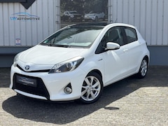 Toyota Yaris - 1.5 Full Hybrid Aspiration | 1e eig. | Panoramadak | Navigatie | Camera