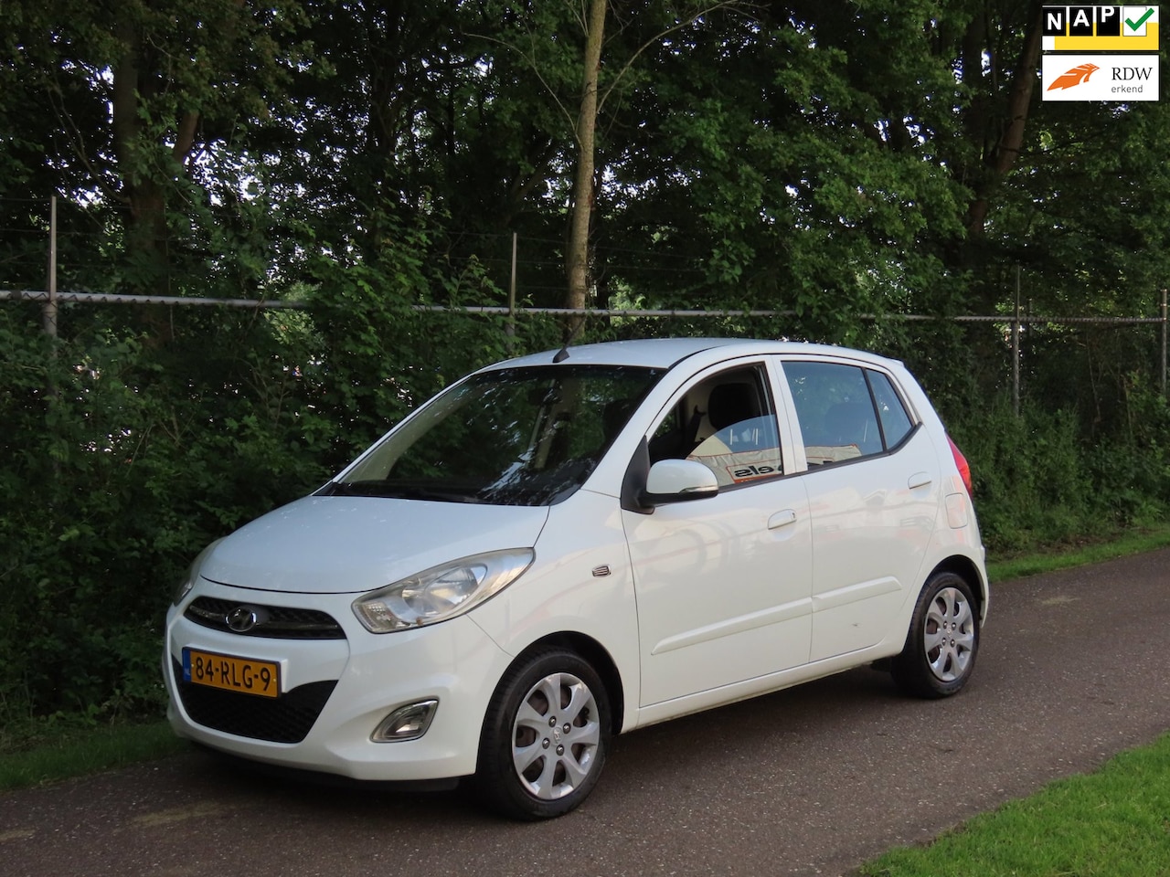 Hyundai i10 - 1.2 i-Motion Cool *2e EIG ! *AIRCO - AutoWereld.nl