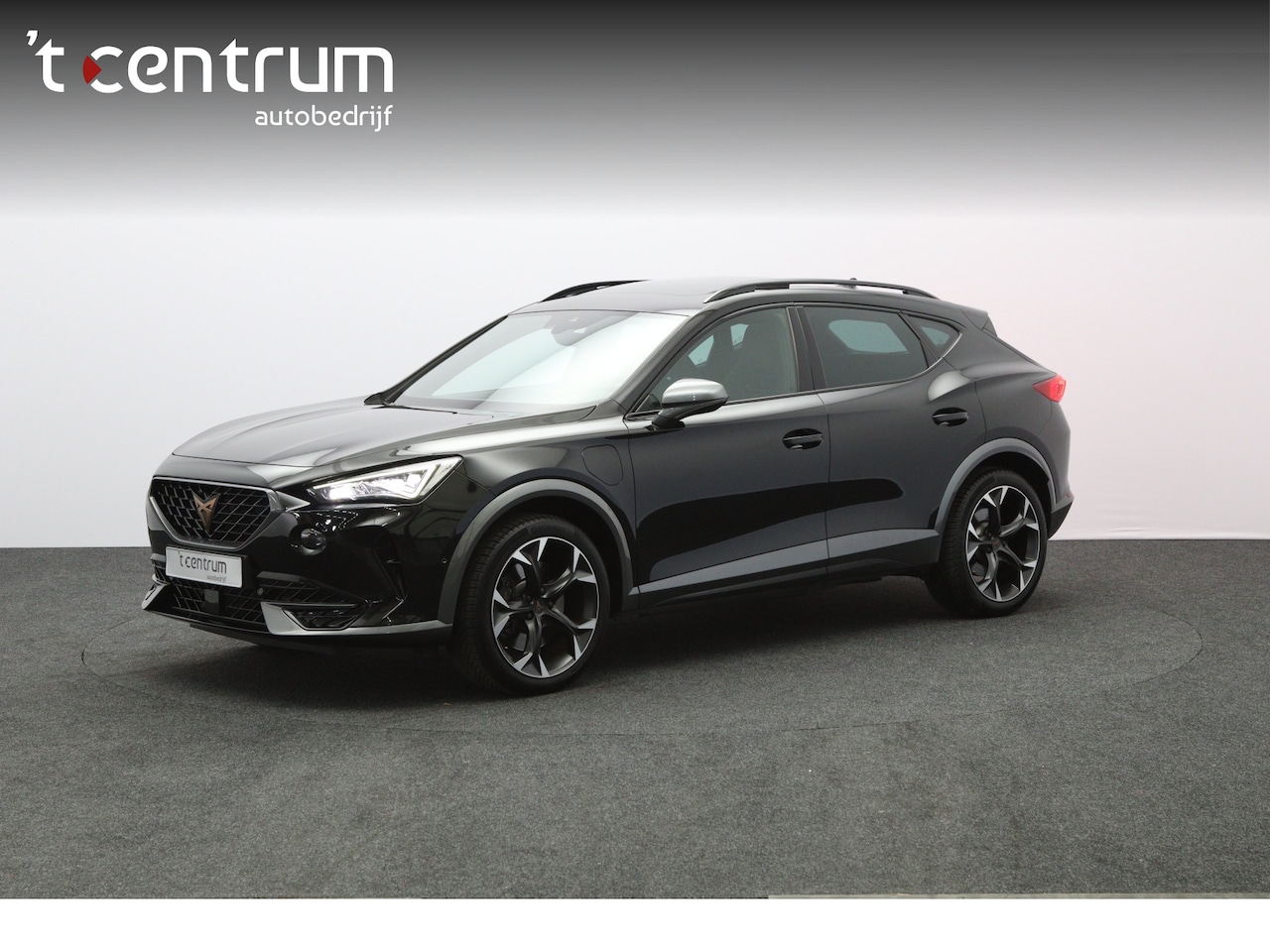 CUPRA Formentor - 1.4 e-Hybrid 245 PK VZ Performance PHEV, Panoramadak, Winterpakket, Camera - AutoWereld.nl