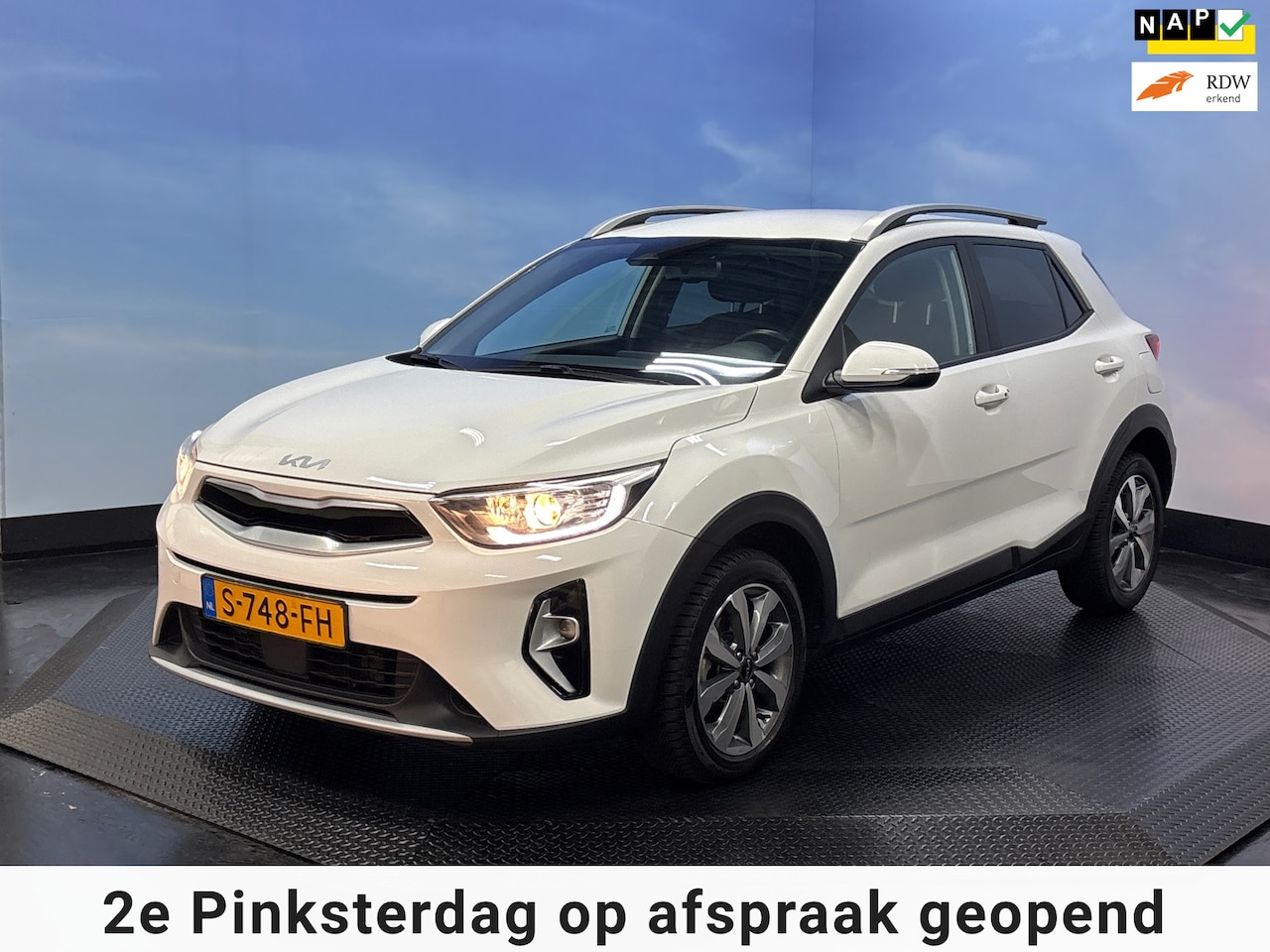 Kia Stonic - 1.0 T-GDi MHEV DynamicPlusLine Navi | Clima | Cruise | Camera - AutoWereld.nl