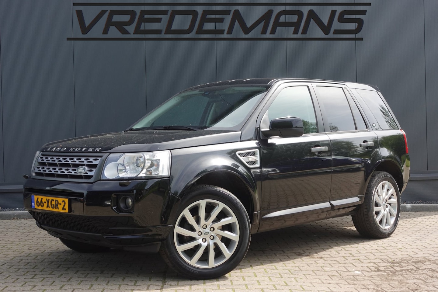 Land Rover Freelander - 2.2 TD4 Prestige 2.2 TD4 Prestige - AutoWereld.nl