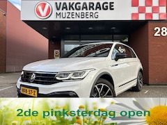 Volkswagen Tiguan - 2.0 TSI R 75 Edition 4Motion // AKRA // IQ LIGHT // PANO/SCHUIFKANTELDAK // ADAPTIVE CRUIS