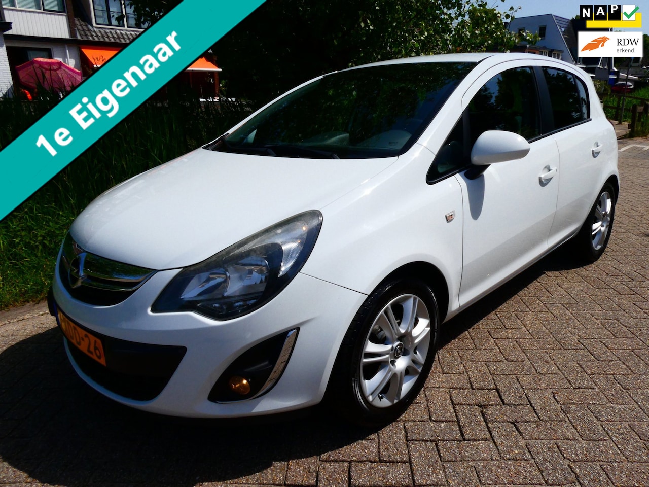 Opel Corsa - 1.2-16V 86pk 4-Cilinder BlitZ 5-deurs 1e eig. Clima Cruise Navi - AutoWereld.nl