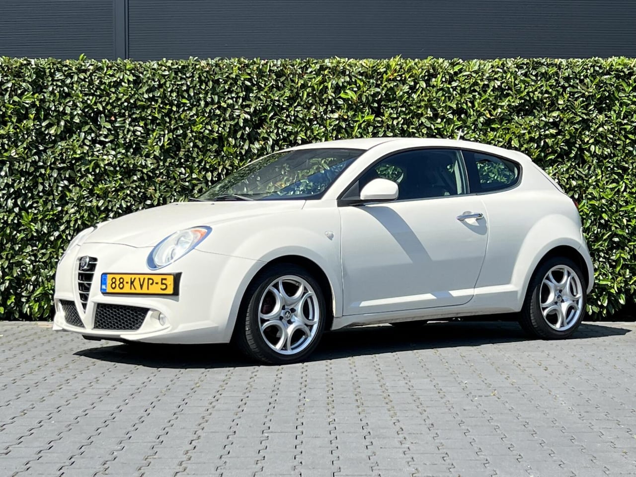 Alfa Romeo MiTo - 1.4 T Distinctive NL AUTO, NAP LOGISCH, AIRCO, ELEKTRISCHE RAMEN, LICHTMETALEN VELGEN - AutoWereld.nl