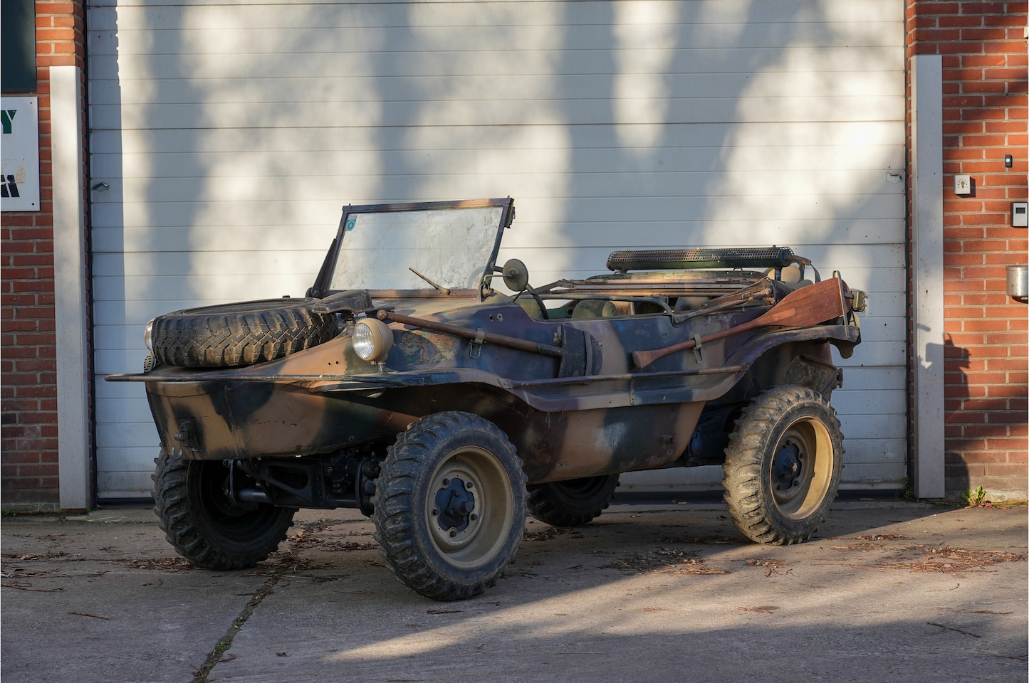 Volkswagen 166 - Schwimmwagen typ project M0915 - AutoWereld.nl