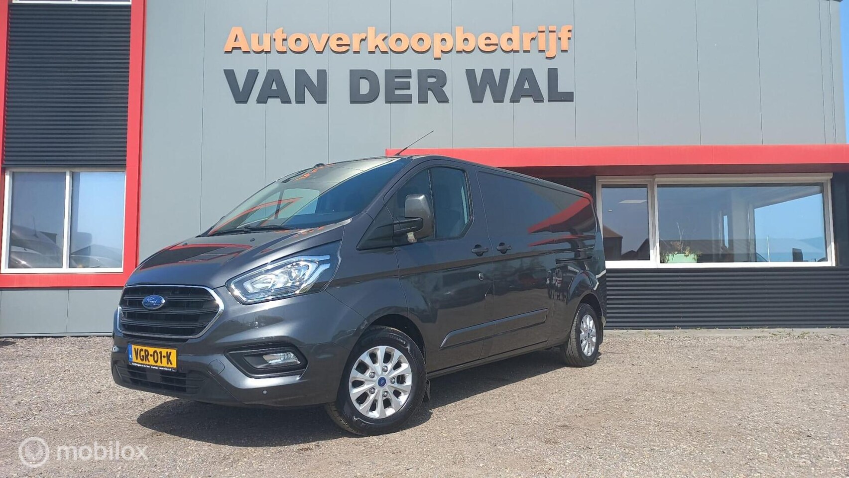 Ford Transit Custom - 320 2.0 TDCI L2H1 Limited/2XSCHUIFDEUR - AutoWereld.nl