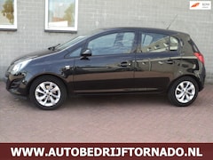 Opel Corsa - 1.4-16V Comfortline 5drbj2014