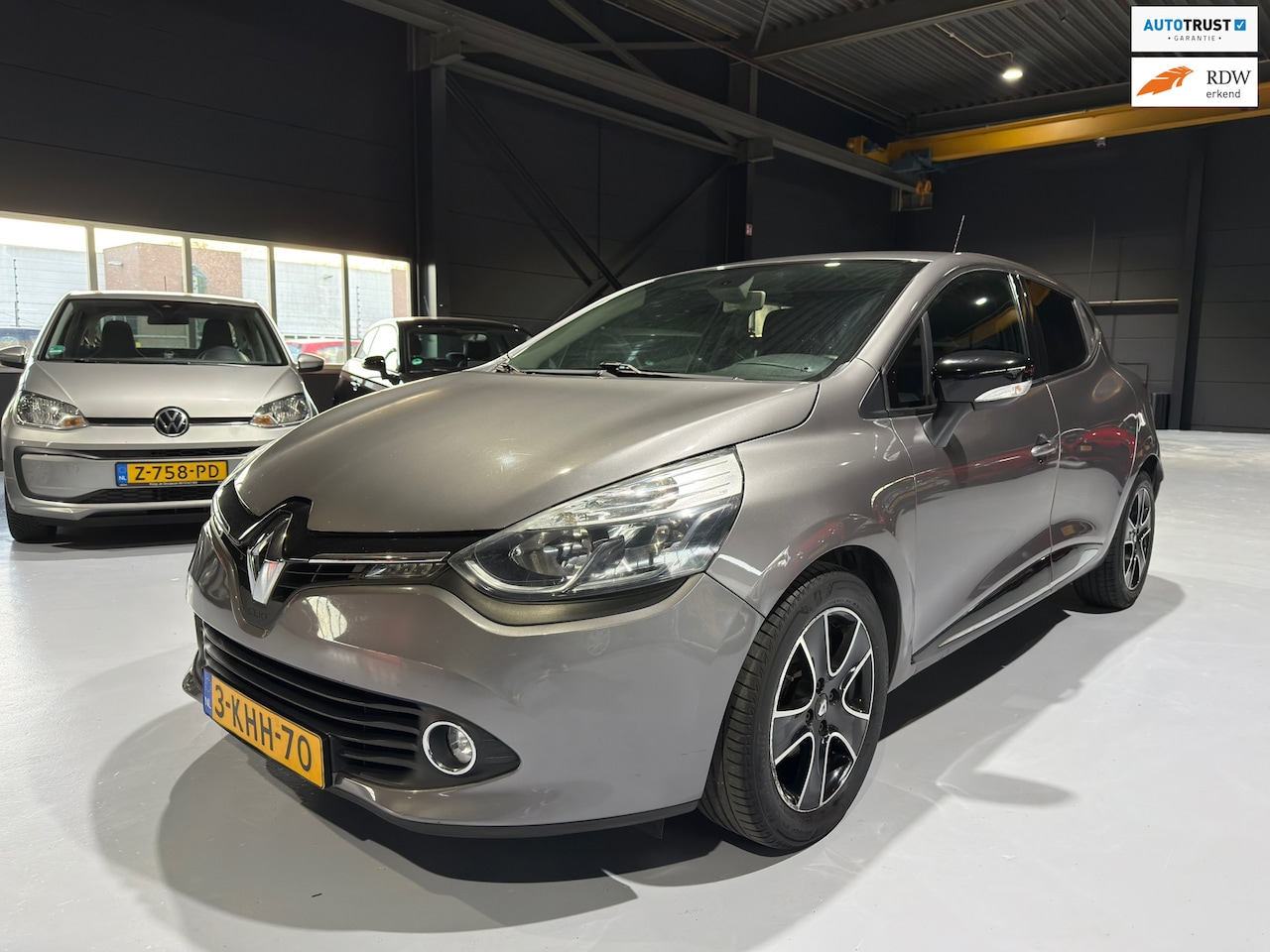 Renault Clio - 0.9 TCe Expression NAVI l CRUISE l PDC - AutoWereld.nl