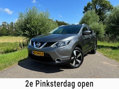 Nissan Qashqai - 1.2 N-Connecta / Navigatie / Goed onderhouden / Camera / Lm Velgen / Panorama dak / Climat