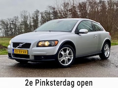 Volvo C30 - 1.6 Momentum Leder Clima Cruise Control Trekhaak Goed Onderhouden NAP