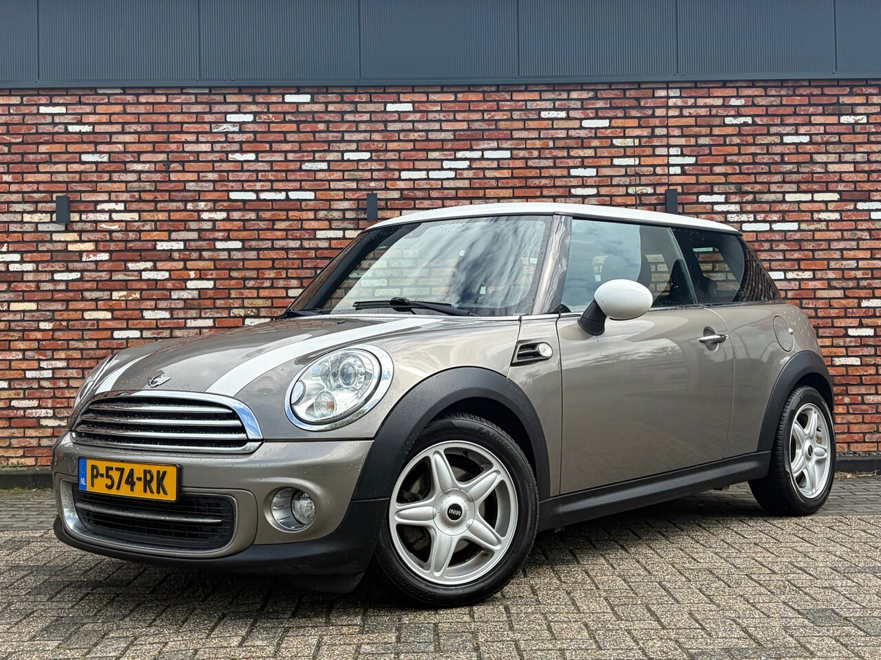 MINI Cooper - Mini 1.6 Chili Cruise Stoelverw 16 Inch Xenon Volledig-Onderhouden! - AutoWereld.nl