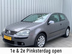Volkswagen Golf - 1.6 FSI Comfortline|Nieuwe Apk|Airco|