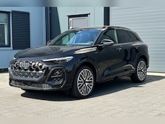 Audi Q5 - 2.0 TFSI e-hybrid quattro S-Line Competition PANO TREKHAAK BIJRIJDERSDISPLAY MATRIX LED NI
