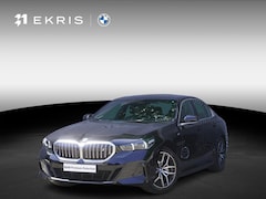 BMW i5 - eDrive40 | M Sportpakket | Comfort Pack | Trekhaak met elektrisch wegklapbare kogel | Glaz