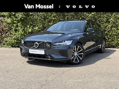Volvo V60 - T6 Plug-in hybrid AWD Plus Dark | Blis | Trekhaak | Keyless | Elektrische stoelen | Harman
