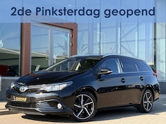Toyota Auris - 1.2 T | Cruise | Stoelverwarming | Lane Assist | Bluetooth | Navigatie | Achteruitrijcamer