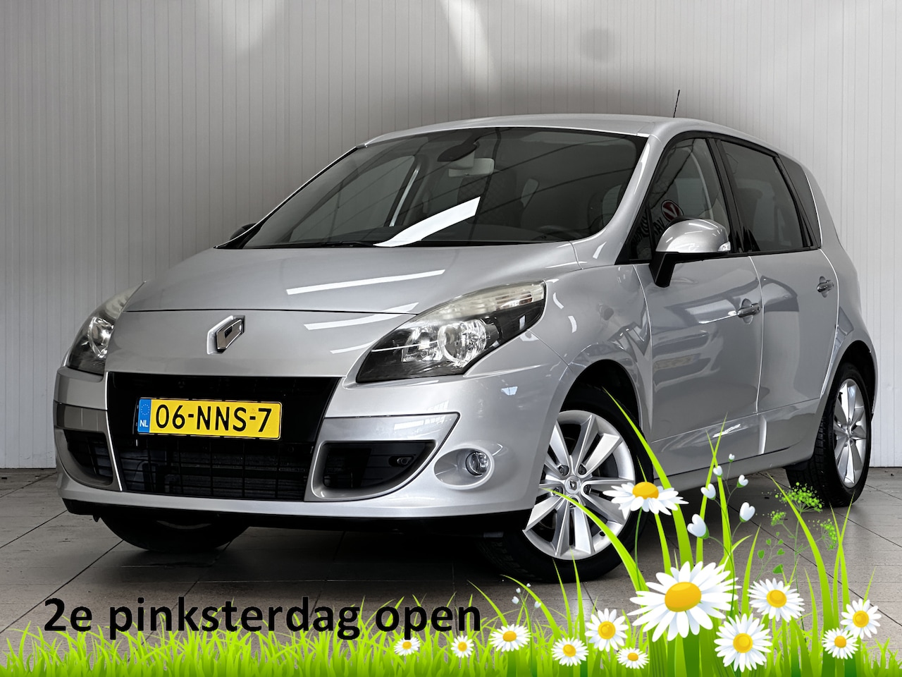 Renault Scénic - 2.0 Celsium/ AUTOMAAT!/ Trekhaak/ Virtual Cockpit/ Navi/ Clima/ Cruise/ Bluetooth/ Armsteu - AutoWereld.nl