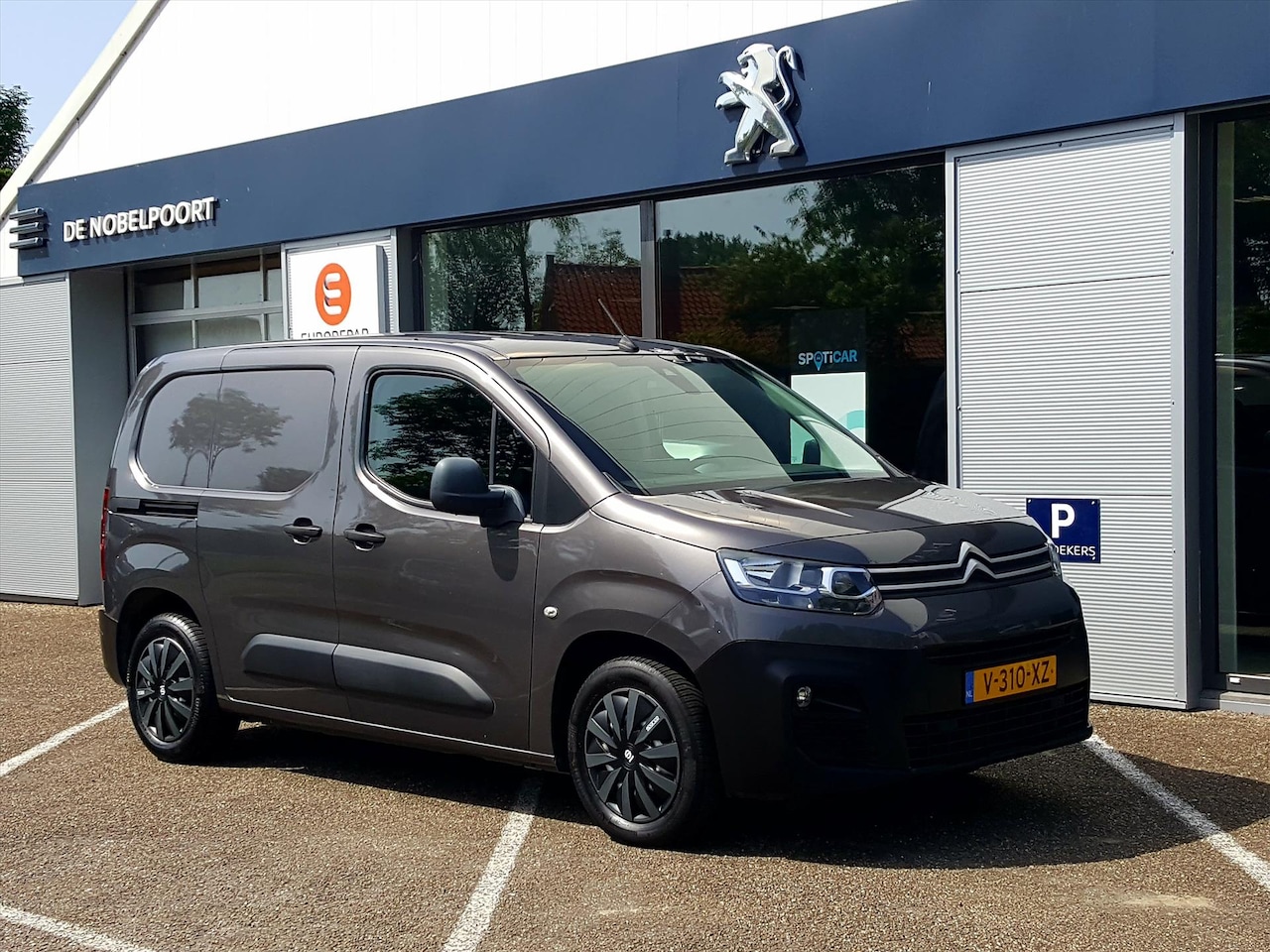 Citroën Berlingo - Van GB L1 DRIVER 1.5BlueHDi-130pk 3pers. | NAVIGATIE grootscherm | BLUETOOTH | CAMERAHULP - AutoWereld.nl