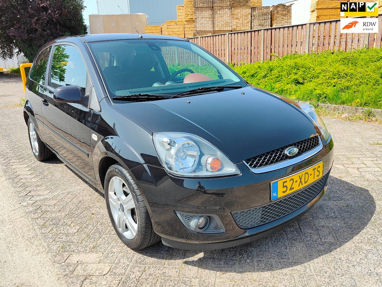 Ford Fiesta - 1.3-8V Futura 1.3-8V Futura - AutoWereld.nl