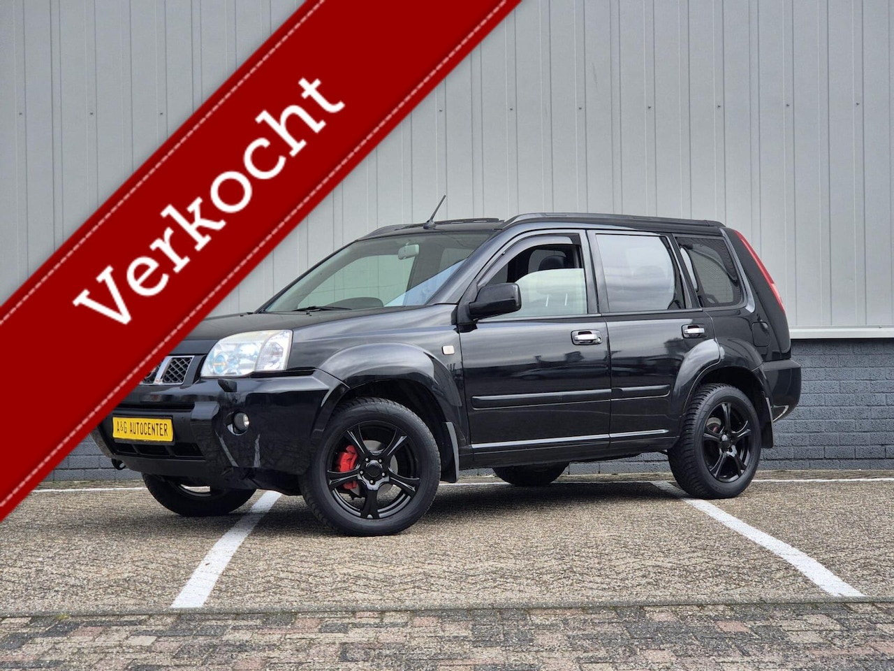 Nissan X-Trail - 2.5 4WD/1e Eig/Pano/165PK/Leer/Navi/17''/Vol - AutoWereld.nl