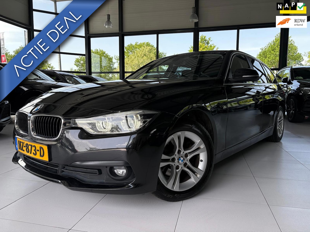 BMW 3-serie Touring - 320d EDE | Automaat | Trekhaak | Navi | Climate | Cruise | Airco | LMV | LED | - AutoWereld.nl