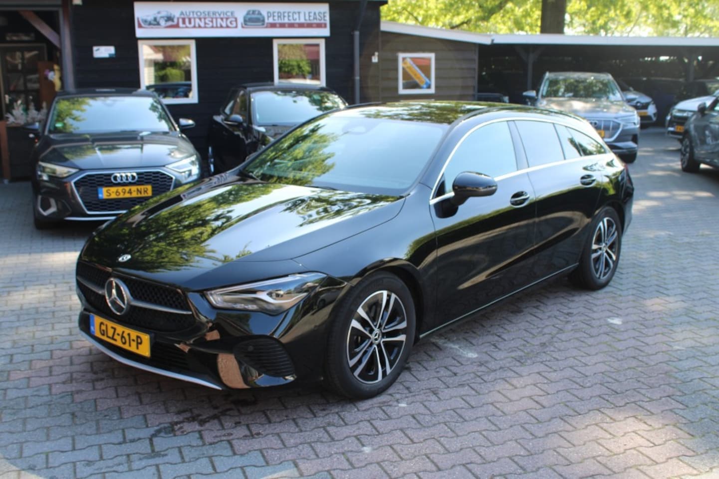 Mercedes-Benz CLA-klasse Shooting Brake - Shooting Brake 180 Star Edition - keyless stoelverwarming - AutoWereld.nl