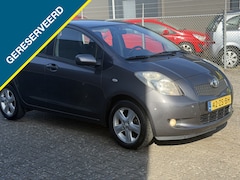 Toyota Yaris - 1.3 VVTi Airco 5 Deurs Apk:Nieuw bij aflevering