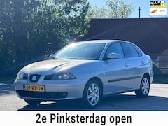 SEAT Cordoba - 1.4-16V Stylance Achteruit camera*Cruise*Clima*NAP*LM velgen*Nieuwe APK