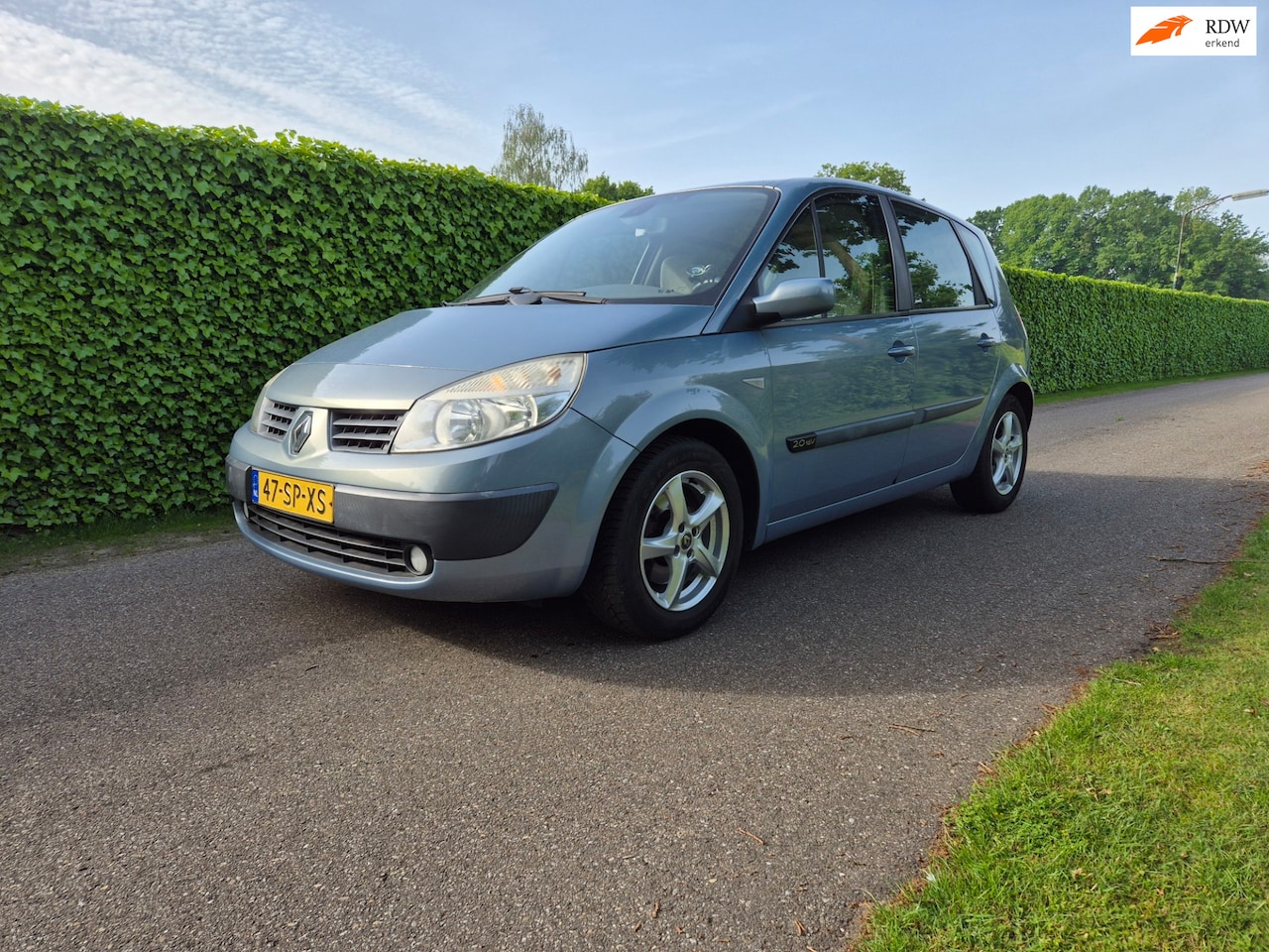 Renault Scénic - 2.0-16V Dynamique Comfort 2.0-16V Dynamique Comfort - AutoWereld.nl
