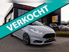 Ford Fiesta - 1.6 ST200, 200PK, Camera, Cruise, Navi, Stoelverwarming