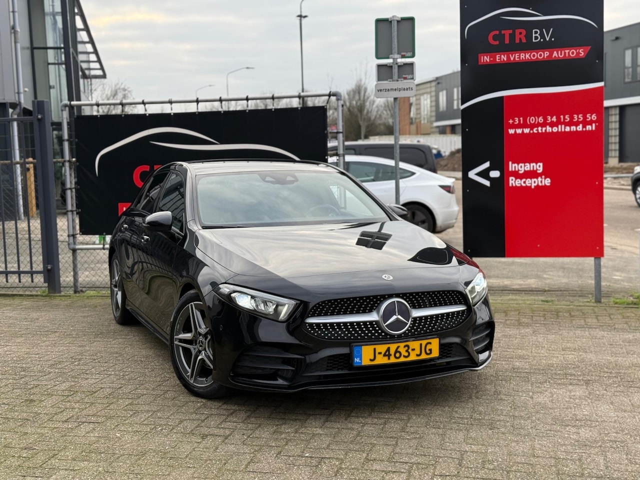 Mercedes-Benz A-klasse - A180d AMG-line AUTOMAAT/TW0-TONE LEDER/XENON/MOOIE AUTO! - AutoWereld.nl