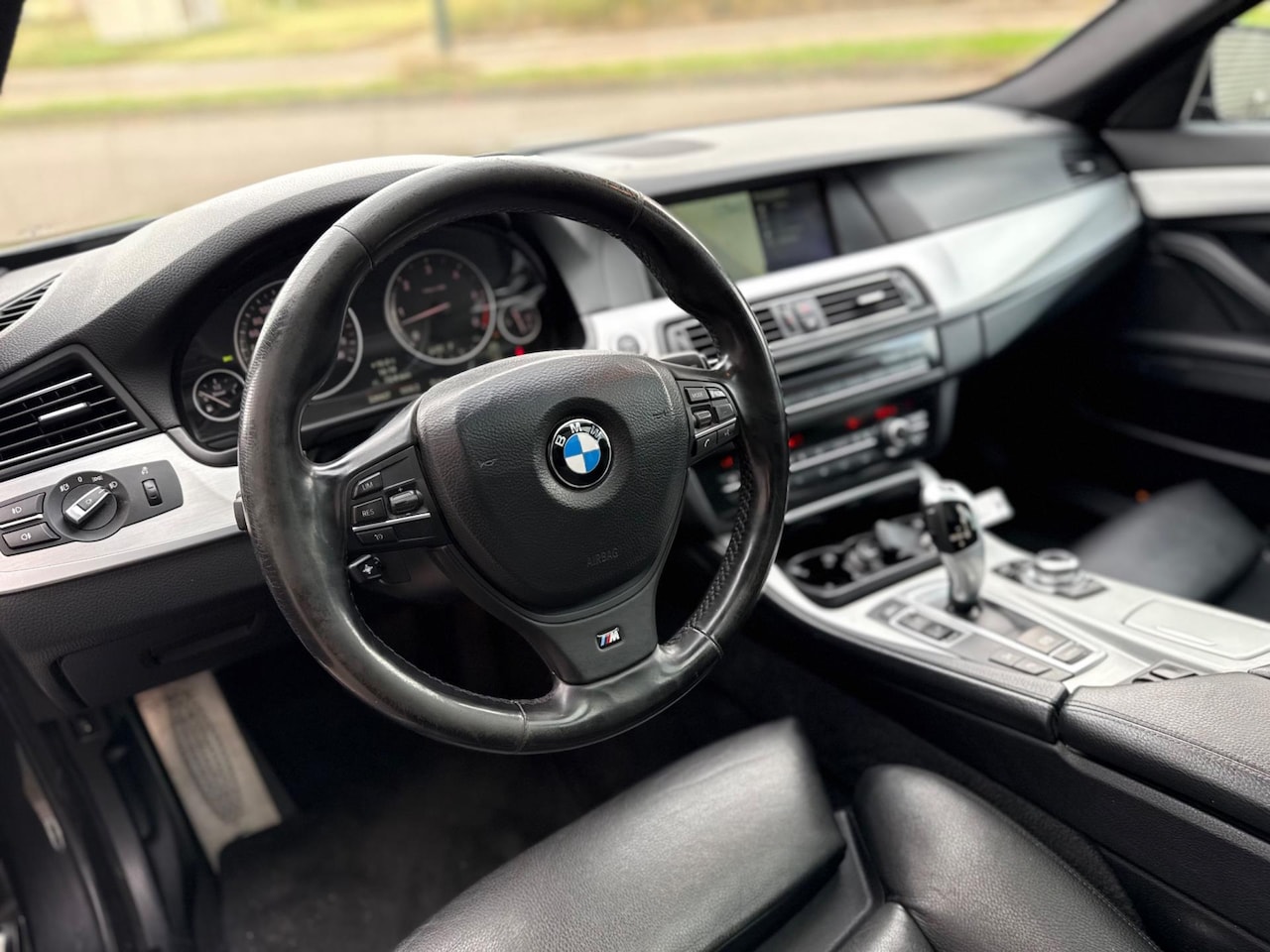 BMW 5-serie Touring - 535d XDrive M Sport (dec-2012) 313PK|XENON|FACELIFT|M-PAKKET|LEER! - AutoWereld.nl