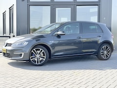 Volkswagen Golf - 1.4 TSI GTE Groot Nav | Adap. cruise | Trekhaak | Nwe distributie