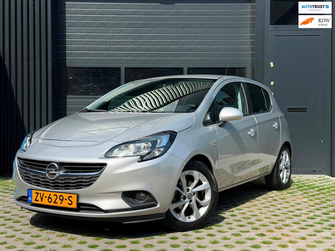 Opel Corsa - 1.4 Edition | Achteruitcam | Carplay | Cruise - AutoWereld.nl