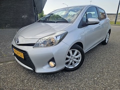 Toyota Yaris - 1.5 Full Hybrid Aspiration GARANTIE