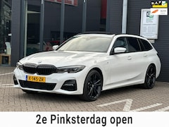 BMW 3-serie Touring - 330e High Executive/2de EG/NAVI/CAMERA/PANO/LEDER/NL AUTO-NAP