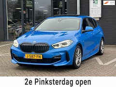 BMW 1-serie - 118i Executive Edition/PANO-DAK/NAVI/CARPLAY/LED/NL AUTO NAP