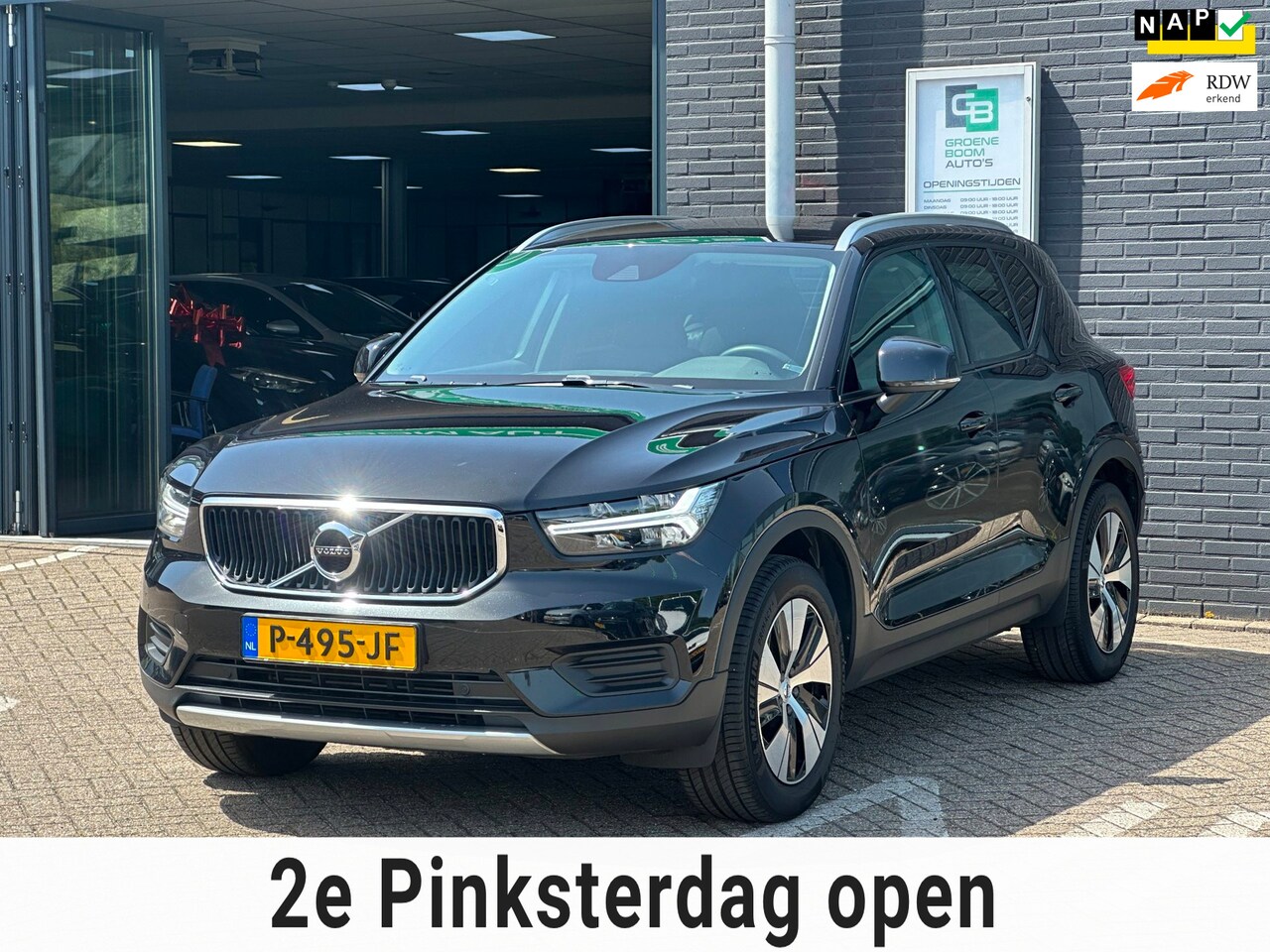 Volvo XC40 - 1.5 T2 Momentum/1STE EIG/CAMERA/NAVI/CARPLAY/NL-AUTO NAP!! - AutoWereld.nl