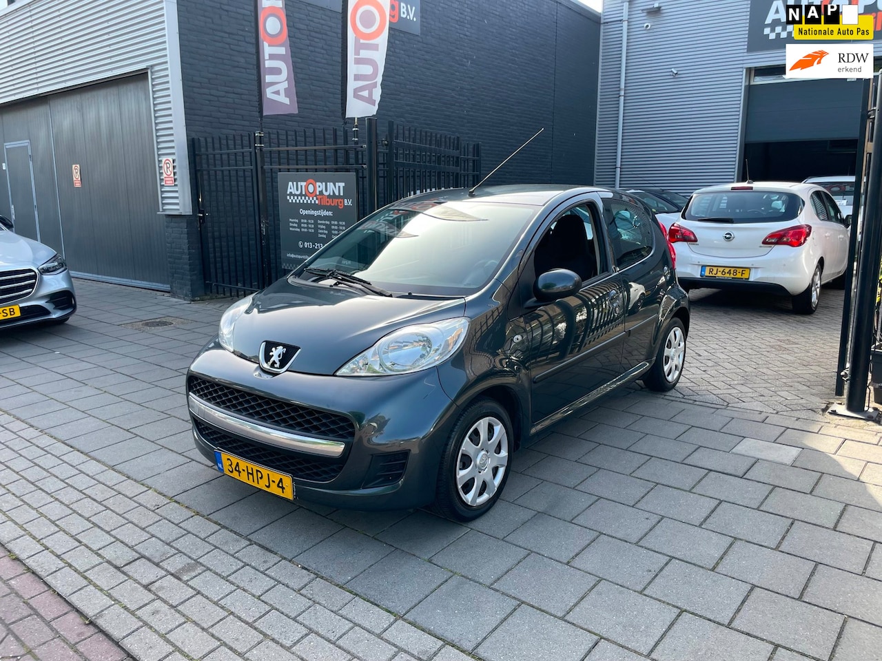 Peugeot 107 - 1.0-12V XR Airco NAP APK 1 Jaar - AutoWereld.nl