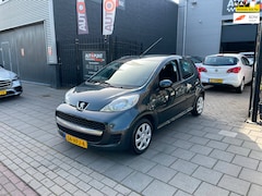 Peugeot 107 - 1.0-12V XR Airco NAP APK 1 Jaar