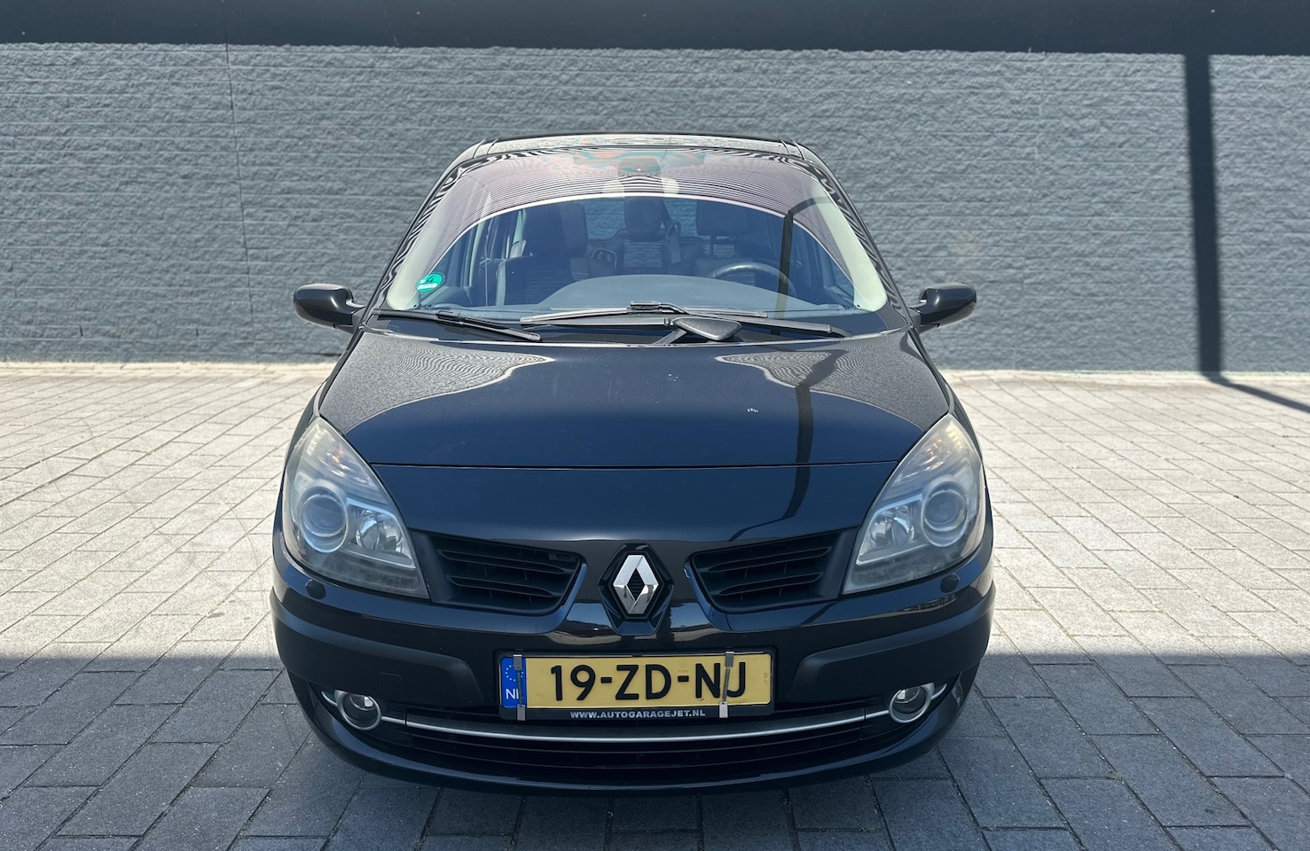 Renault Grand Scénic - 2.0-16V T Tech Line 2.0-16V T Tech Line - AutoWereld.nl