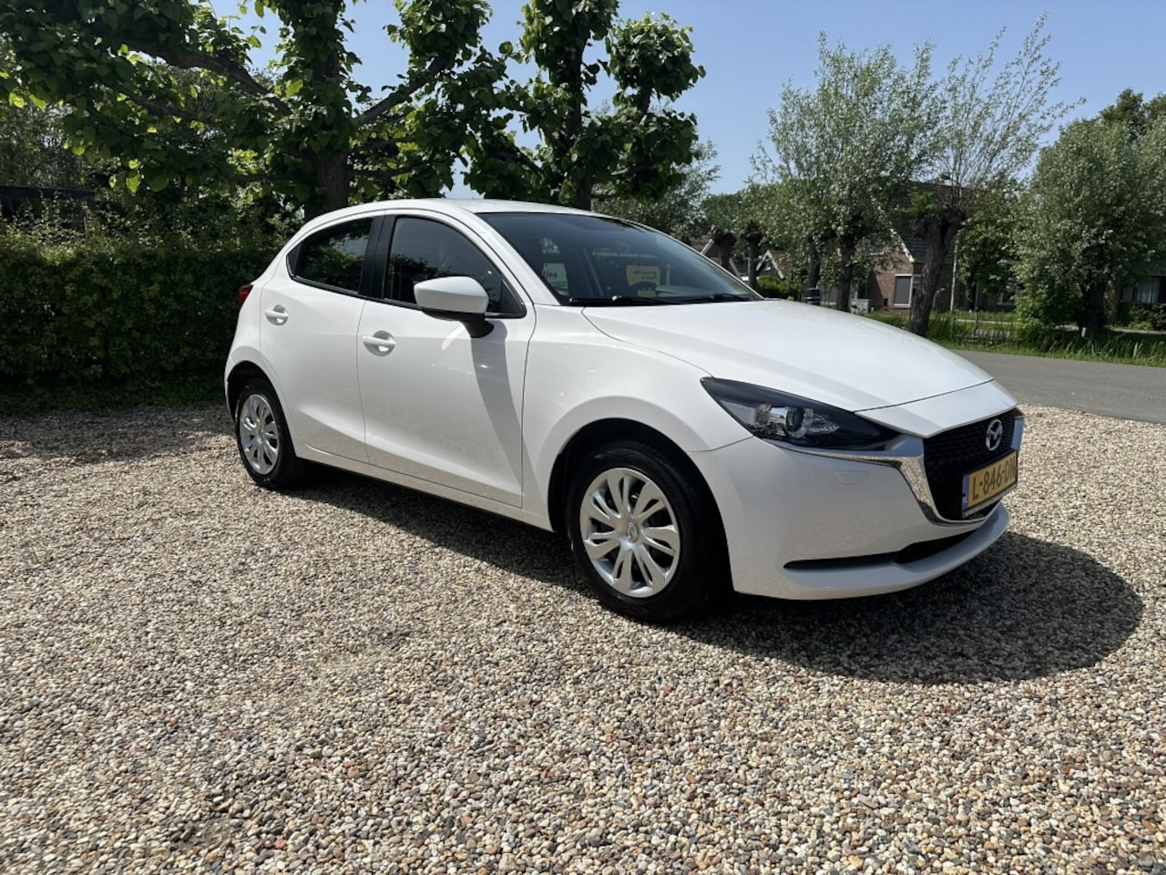 Mazda 2 - 1.5 Skyactiv-G Base Carplay/Bluetooth