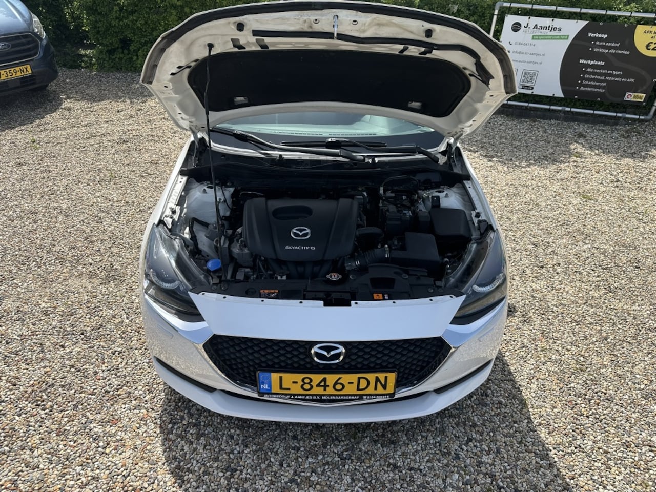 Mazda 2 - 1.5 Skyactiv-G Base Carplay/Bluetooth