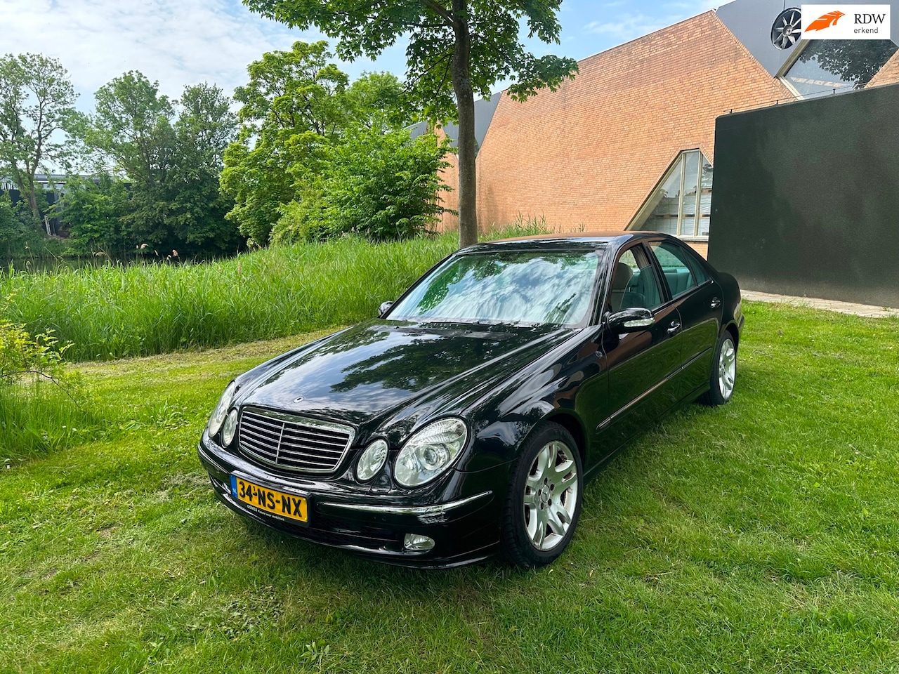 Mercedes-Benz E-klasse - 200 K. Avantgarde Automaat Airco Clima Leder Xenon Vol!!! - AutoWereld.nl