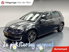 Volkswagen Golf - 1.4 TSi GTE Automaat-Navigatie-Cr.contr-Clima-Carplay-Stoelverwarming-Lm17''velgen