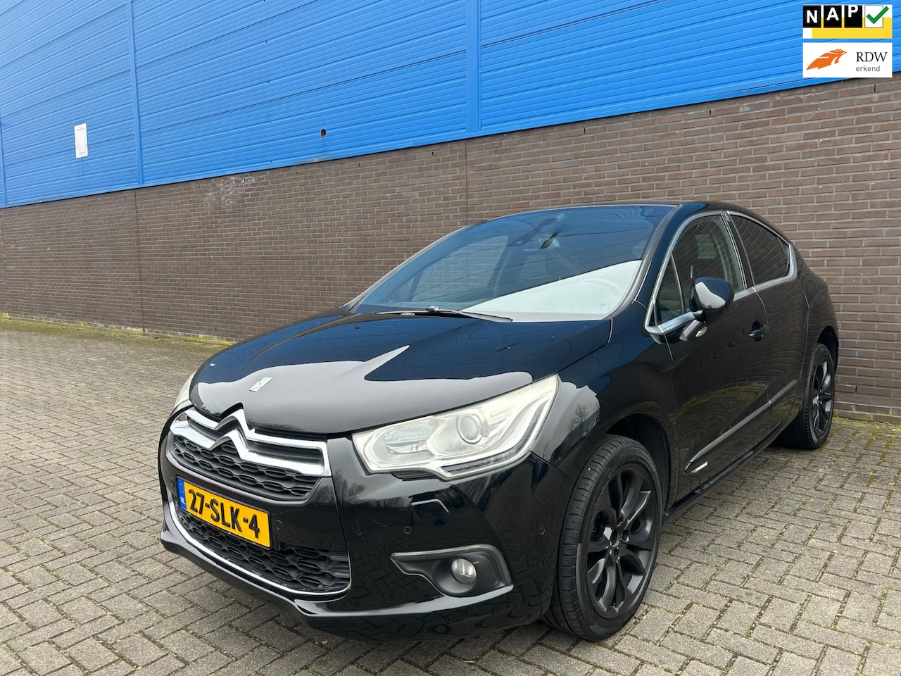 Citroën DS4 - 1.6 Sport Chic | 200pk | Leer | 19” LM Velgen | Lane Assist | Dodehoek-Detectie | Regen & - AutoWereld.nl