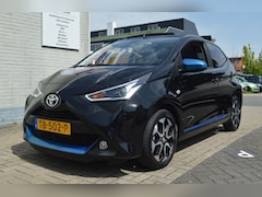 Toyota Aygo - 1.0 VVT-i x-first / open dak / CARPLAY ANDROID AUTO / BOVAG RIJKLAARPRIJS