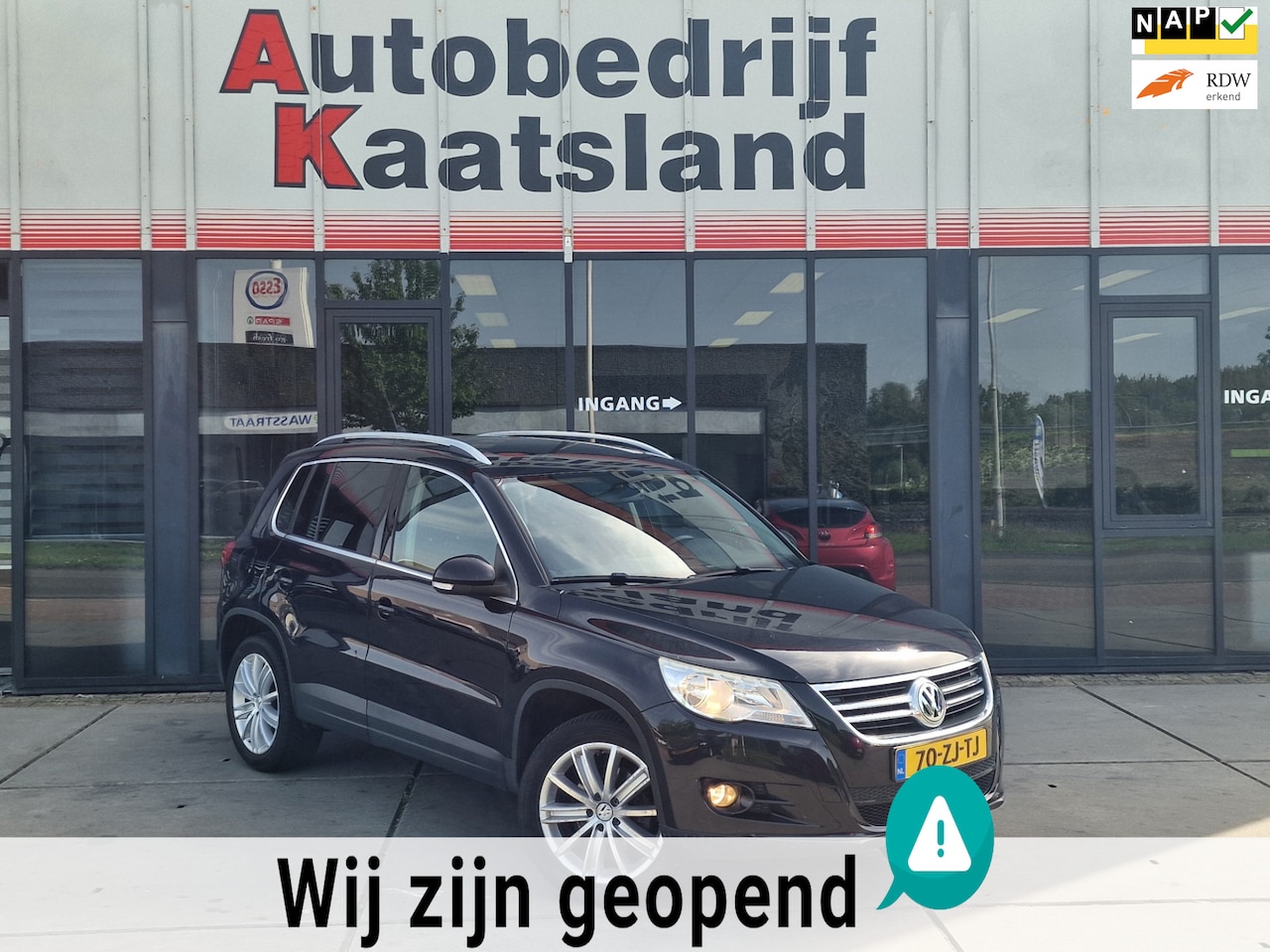 Volkswagen Tiguan - 1.4 TSI Sport&Style 4Motion 4x4 - Cruise - Clima - Nieuwe APK - AutoWereld.nl