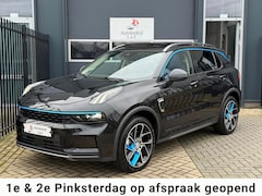 Lynk & Co 01 - 1.5 HYBRID 261 PK / 360 Camera PANO SFEER NAVI